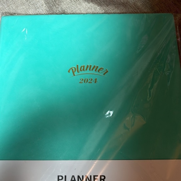 2024 - 2025 Planner- Calendar Planner 2024-2025 Leather Soft Cover (NIP) - Picture 4 of 4